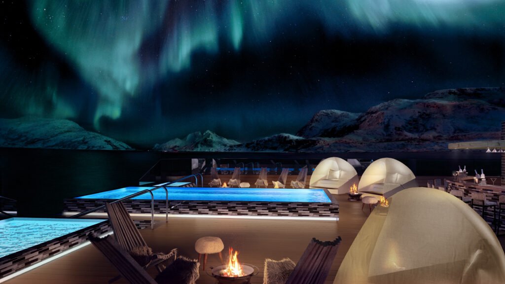 HURTIGRUTEN Aft Pool area